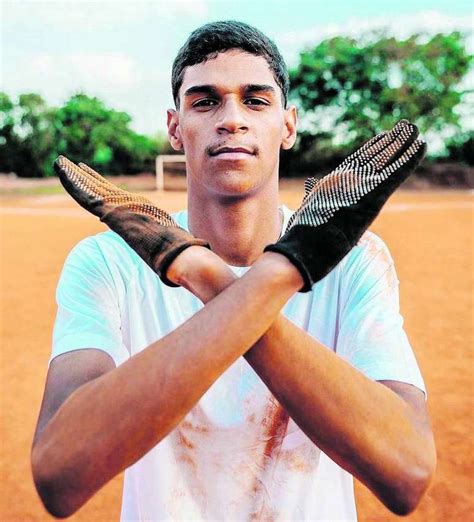 luvadepedreiro|luva de pedreiro jogador.
